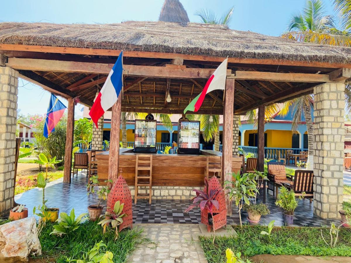 Bohobe Naboty Bed & Breakfast โตเลียรา ภายนอก รูปภาพ