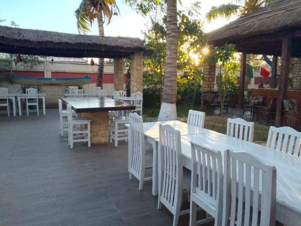 Bohobe Naboty Bed & Breakfast โตเลียรา ภายนอก รูปภาพ